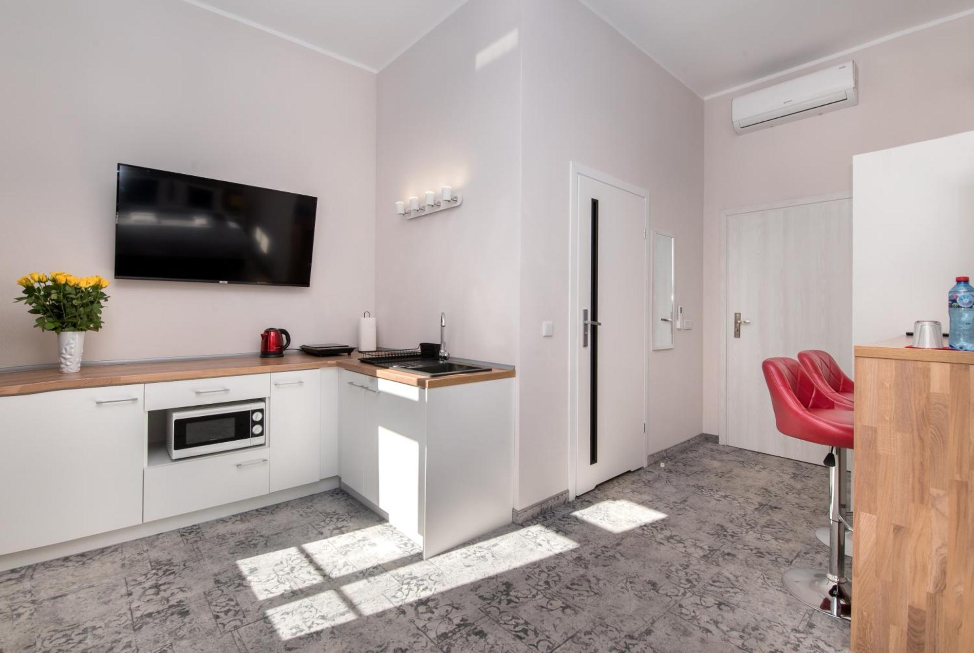 Apartahotel Savoy Mariacka 3*